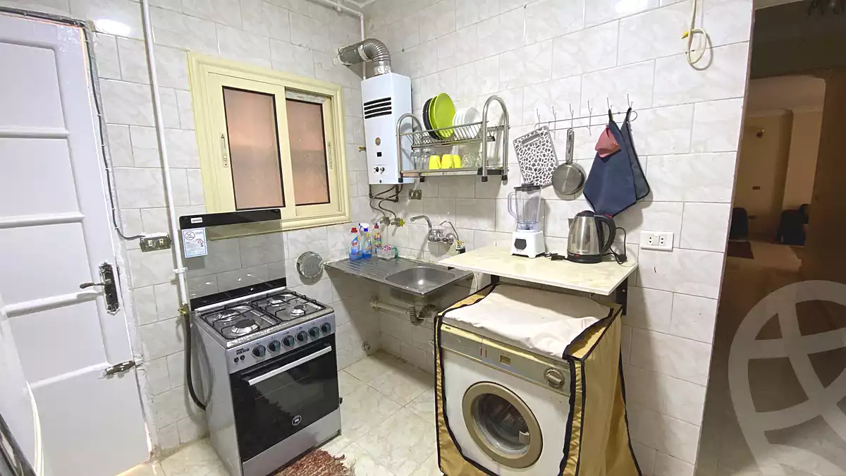 https://aqarmap.com.eg/ar/listing/6652637-for-rent-cairo-6th-of-october-el-ahyaa-neighborhood-4th-school-st