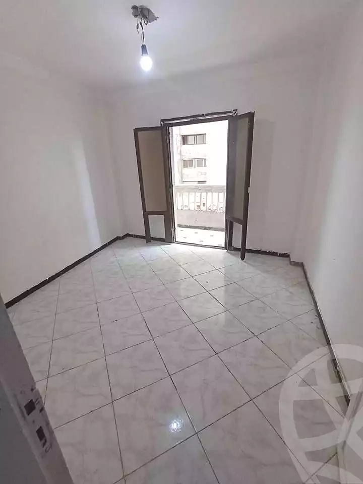https://aqarmap.com.eg/ar/listing/6652745-for-sale-alexandria-sydy-bshr-sydy-bshr-bhry-shr-khld-bn-lwlyd