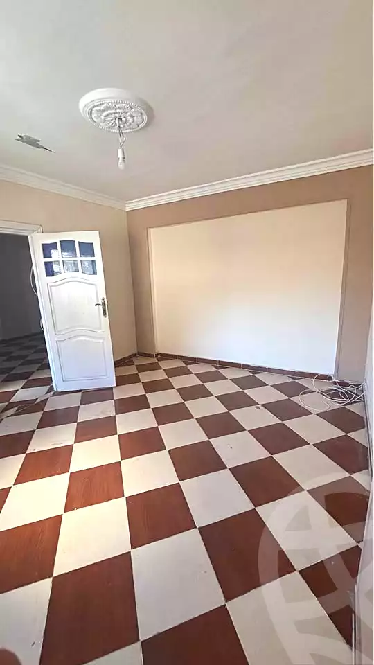 https://aqarmap.com.eg/en/listing/6653003-for-sale-alexandria-lsywf-el-falki