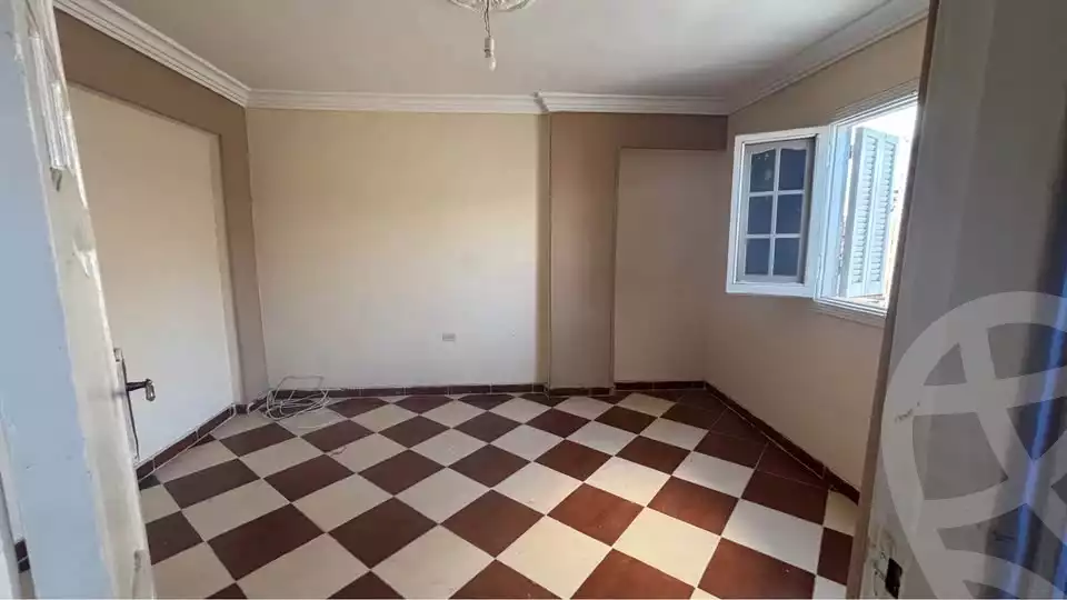 https://aqarmap.com.eg/en/listing/6653003-for-sale-alexandria-lsywf-el-falki