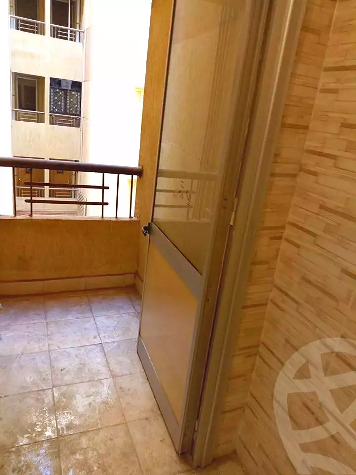 https://aqarmap.com.eg/ar/listing/6654606-for-sale-cairo-helwan-helwan-el-sharkeya-saleh-sobhy-st