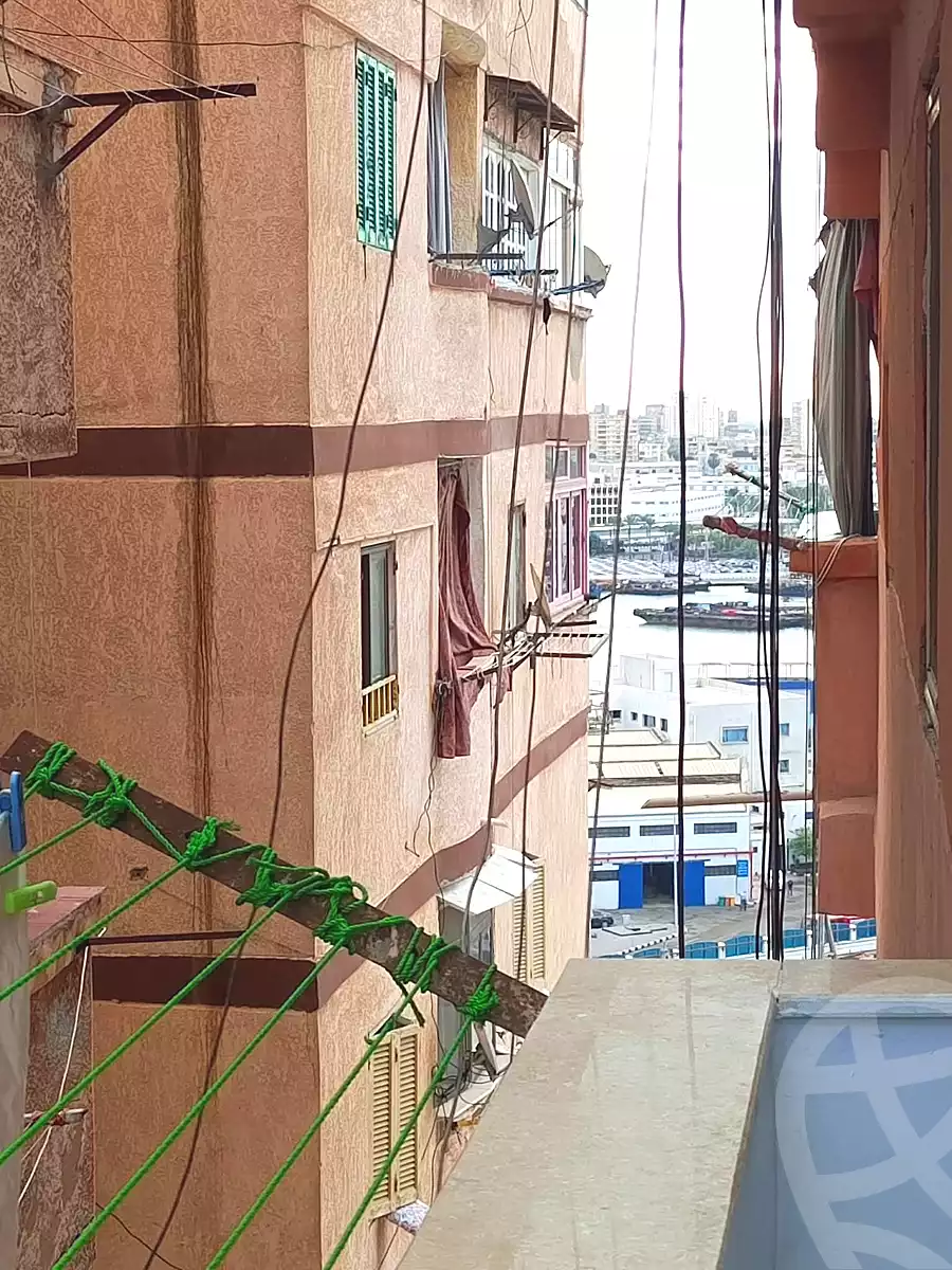 https://aqarmap.com.eg/ar/listing/6654660-for-sale-alexandria-bahray-el-anfoshy-al-gomrok-al-kadem-st