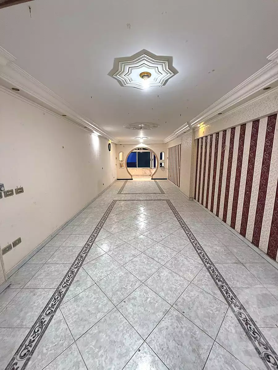https://aqarmap.com.eg/ar/listing/6656216-for-sale-alexandria-sydy-bshr-sydy-bshr-bhry-gamal-abd-el-nasir-st