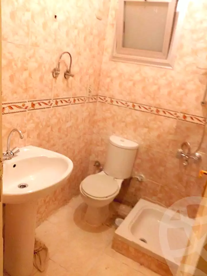 https://aqarmap.com.eg/ar/listing/6656899-for-sale-cairo-helwan-helwan-el-sharkeya-saleh-sobhy-st