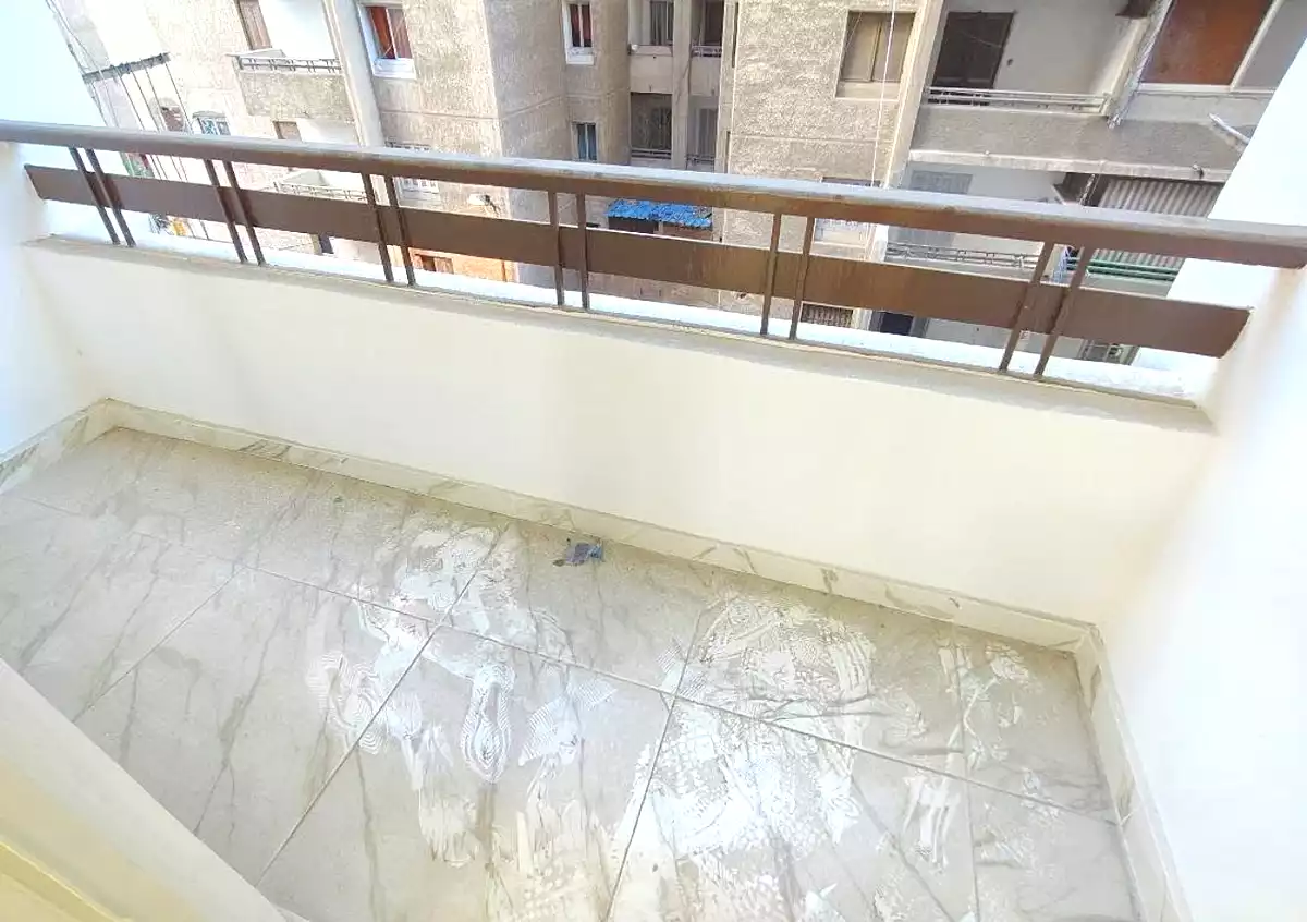 https://aqarmap.com.eg/ar/listing/6657036-for-sale-alexandria-miami