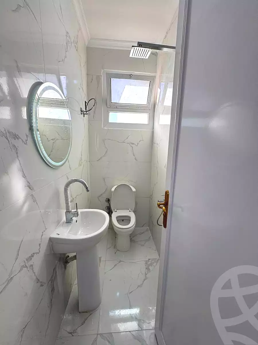 https://aqarmap.com.eg/ar/listing/6657424-for-sale-north-coast-new-alamein-mntj-t-l-lmyn-ljdyd-kmbwnd-mzryn