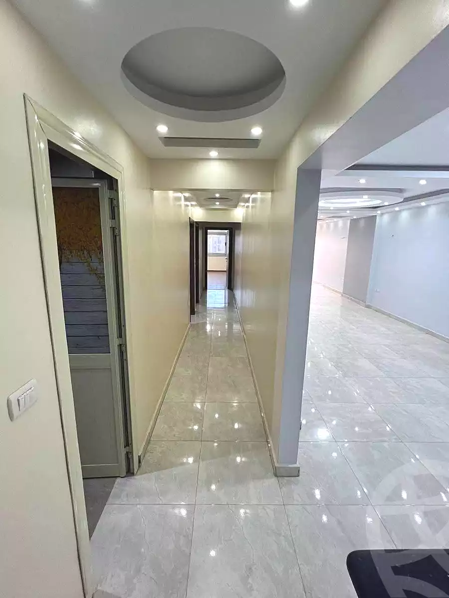 https://aqarmap.com.eg/en/listing/6657504-for-rent-cairo-helwan-ahmed-enci-st
