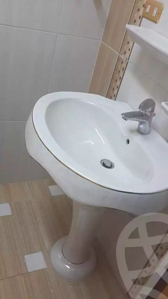 https://aqarmap.com.eg/ar/listing/6657872-for-sale-cairo-helwan-hadayek-helwan-nile-corniche-st