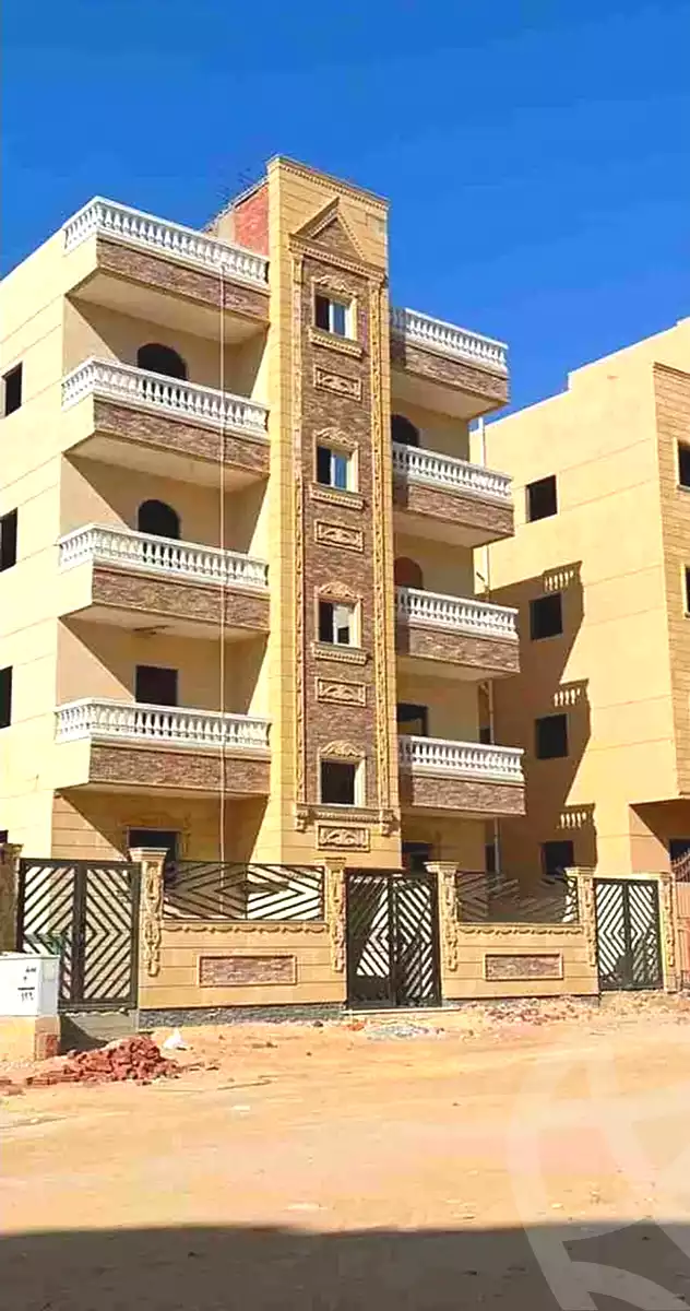 https://aqarmap.com.eg/ar/listing/6658045-for-sale-cairo-badr-city-hai-el-ashgar-featured-neighborhood