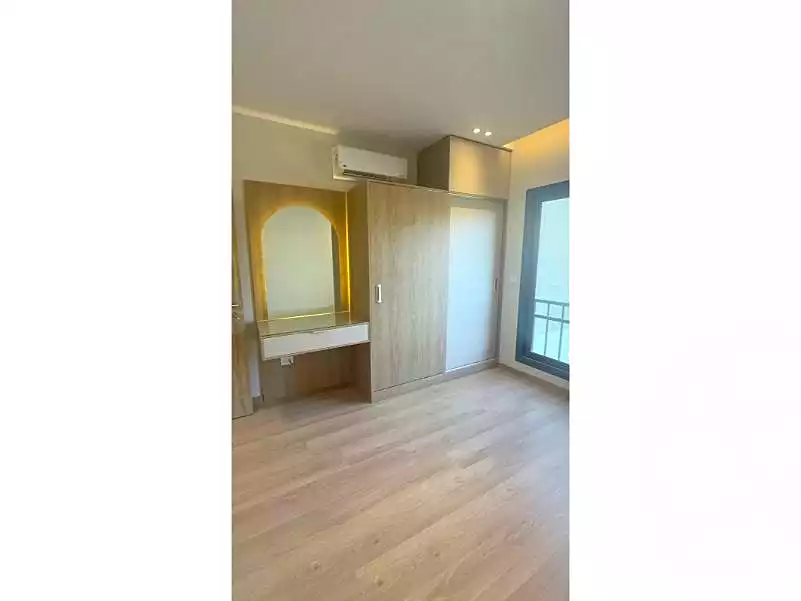 https://aqarmap.com.eg/ar/listing/6659070-for-rent-cairo-new-cairo-compounds-fifth-square