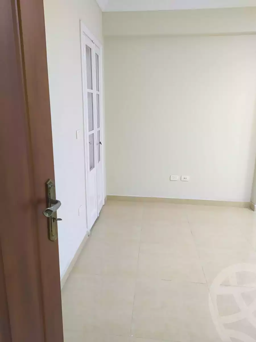 https://aqarmap.com.eg/ar/listing/6659178-for-sale-alexandria-camp-cesar-port-said-street