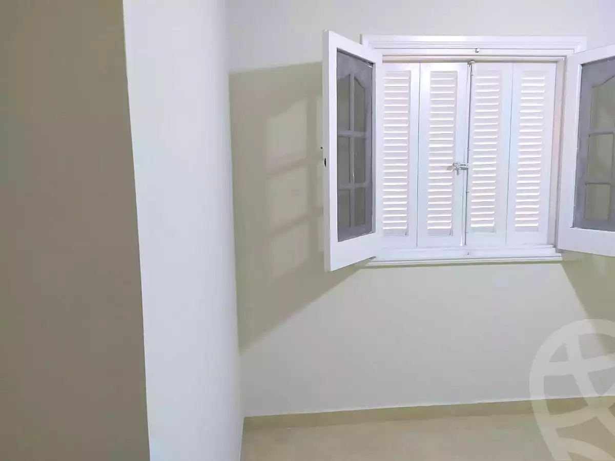 https://aqarmap.com.eg/ar/listing/6659178-for-sale-alexandria-camp-cesar-port-said-street