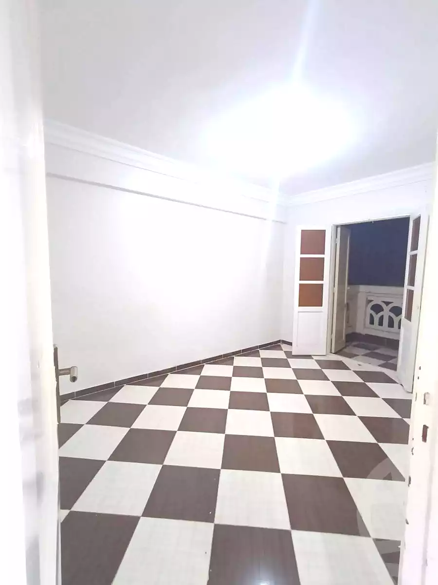 https://aqarmap.com.eg/ar/listing/6659197-for-sale-alexandria-el-asafra-l-sfr-bhry