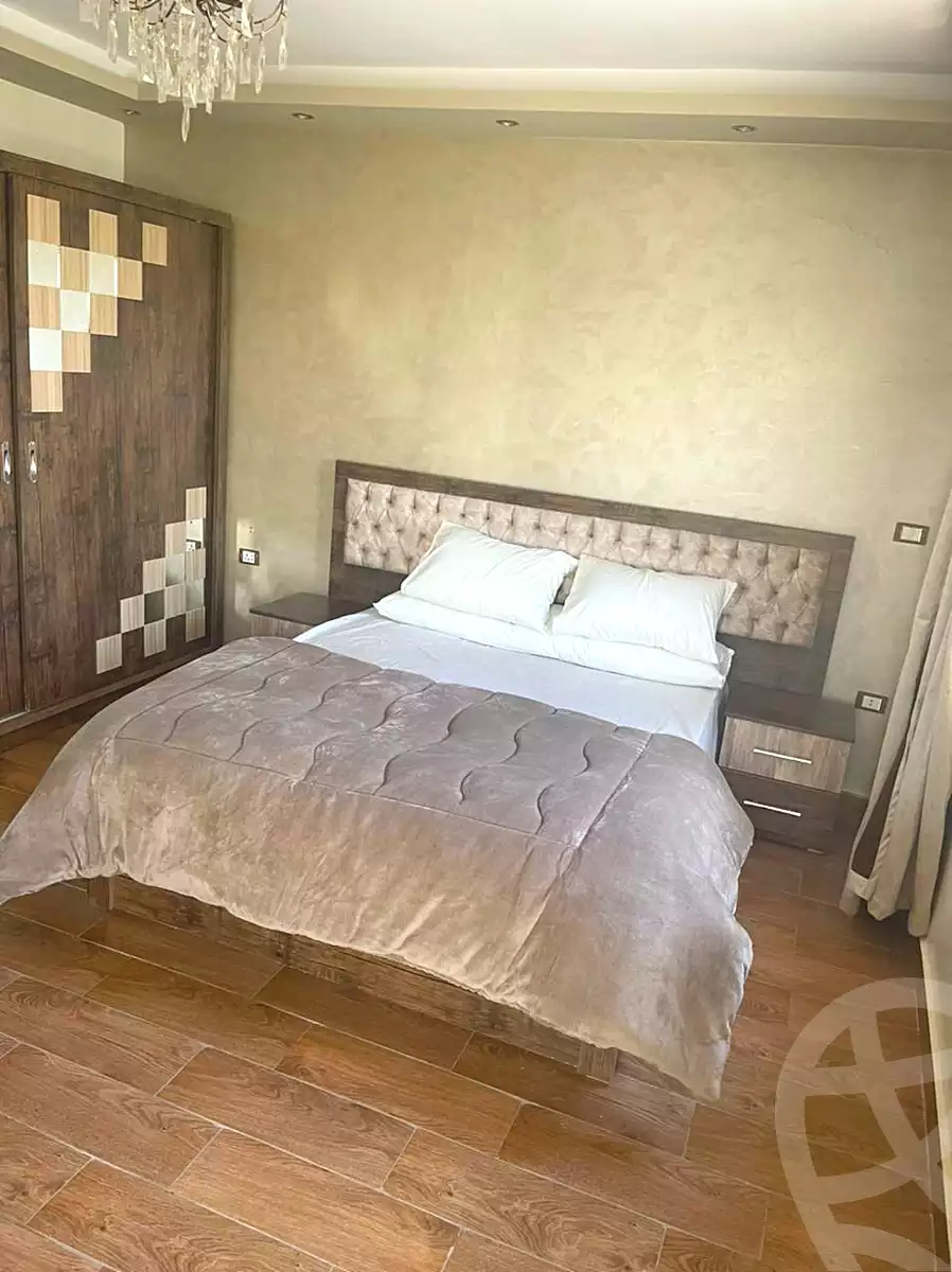 https://aqarmap.com.eg/ar/listing/6659786-for-rent-cairo-el-sheikh-zayed-city-compounds-dh-drys