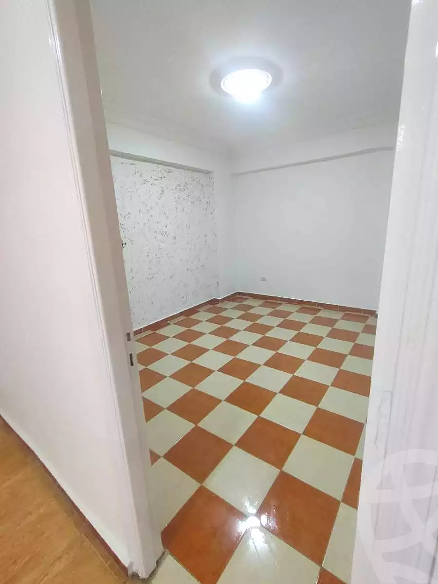 https://aqarmap.com.eg/ar/listing/6659810-for-sale-alexandria-lsywf-el-falki