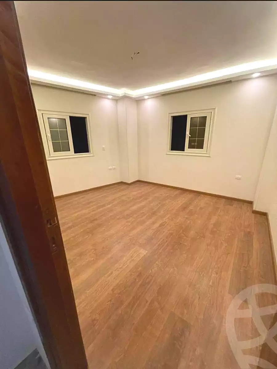 https://aqarmap.com.eg/ar/listing/6659818-for-sale-cairo-el-sheikh-zayed-city-el-hay-elsades-ashaer