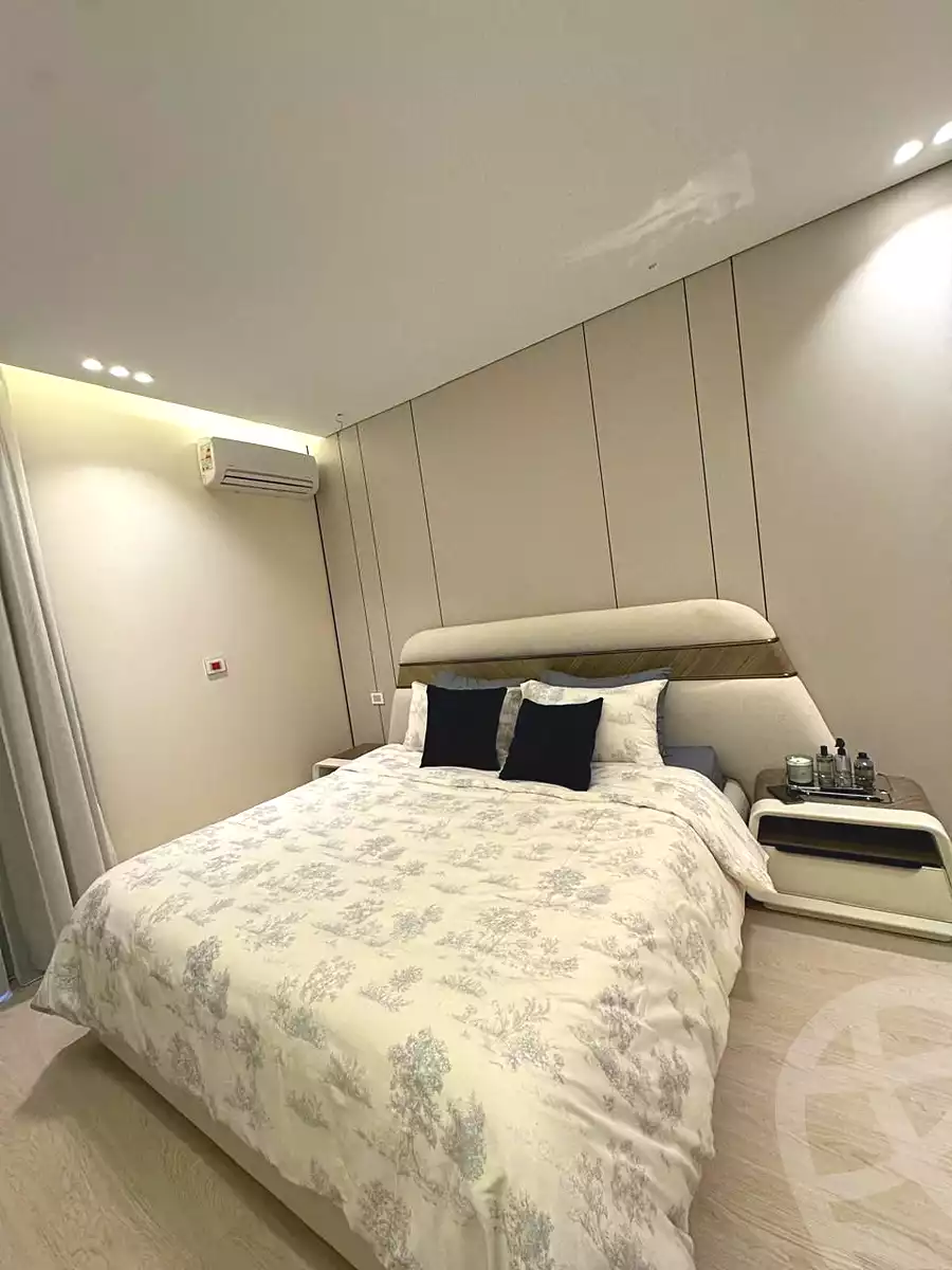 https://aqarmap.com.eg/ar/listing/6659819-for-sale-cairo-el-sheikh-zayed-city-compounds-dh-drys
