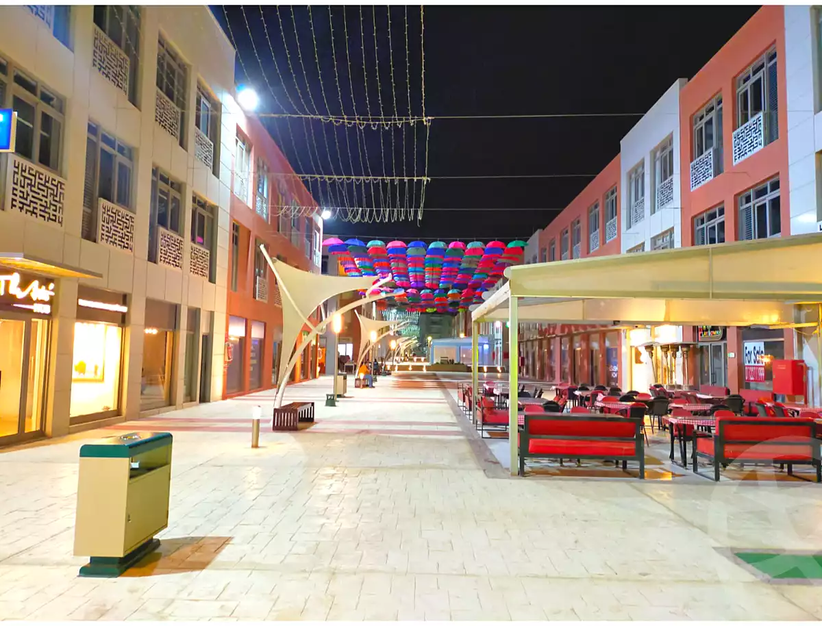 https://aqarmap.com.eg/en/listing/6660613-for-sale-cairo-el-sheikh-zayed-city-compounds-the-courtyard-mall-dorra
