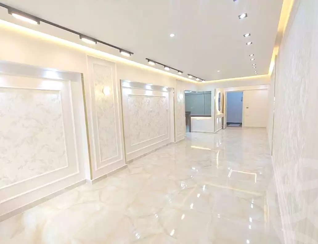 https://aqarmap.com.eg/ar/listing/6661129-for-sale-alexandria-miami