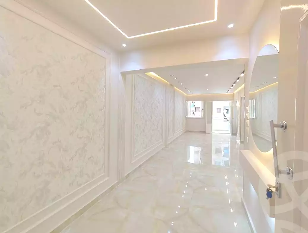 https://aqarmap.com.eg/ar/listing/6661129-for-sale-alexandria-miami