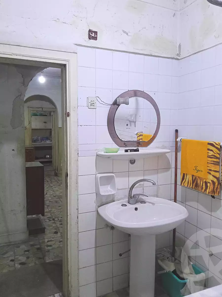 https://aqarmap.com.eg/en/listing/6661217-for-sale-alexandria-bolekly-dr-ibrahim-refaat-st