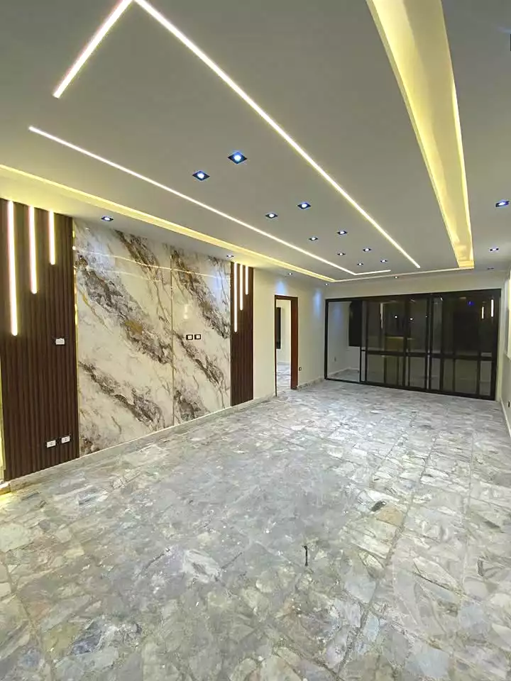 https://aqarmap.com.eg/ar/listing/6661287-for-sale-alexandria-l-jmy-lbytsh-ain-shams-st