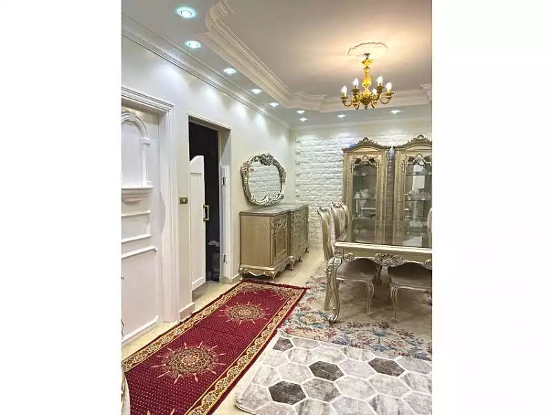 https://aqarmap.com.eg/ar/listing/6661979-for-rent-cairo-new-cairo-lrhb-city-phase-1-ahmed-rami-st
