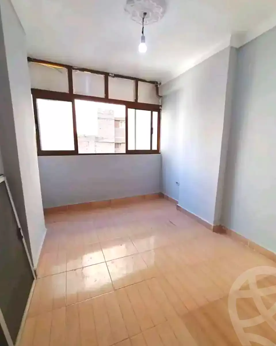 https://aqarmap.com.eg/ar/listing/6662279-for-sale-alexandria-lsywf-el-falki