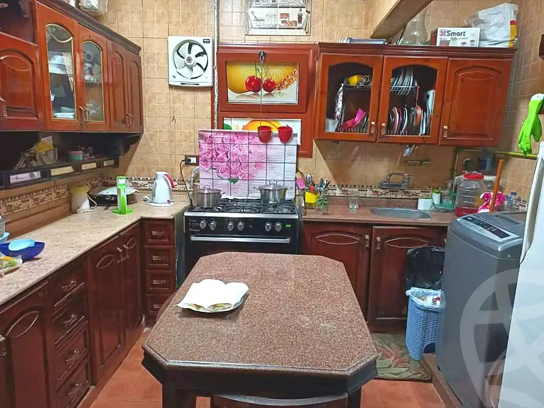 https://aqarmap.com.eg/en/listing/6662658-for-sale-cairo-helwan-rostom-st