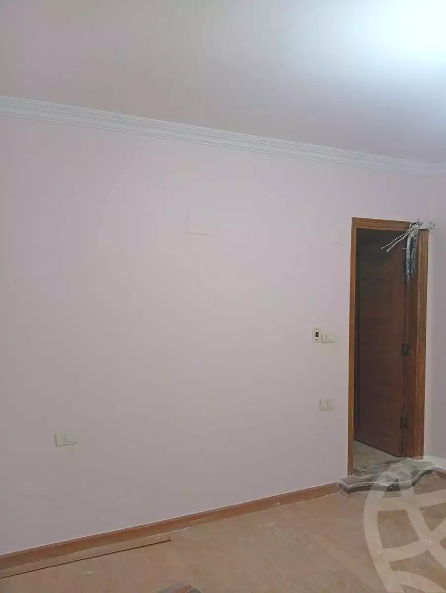 https://aqarmap.com.eg/en/listing/6662729-for-sale-cairo-helwan-helwan-el-sharkeya-ryad-pasha-st