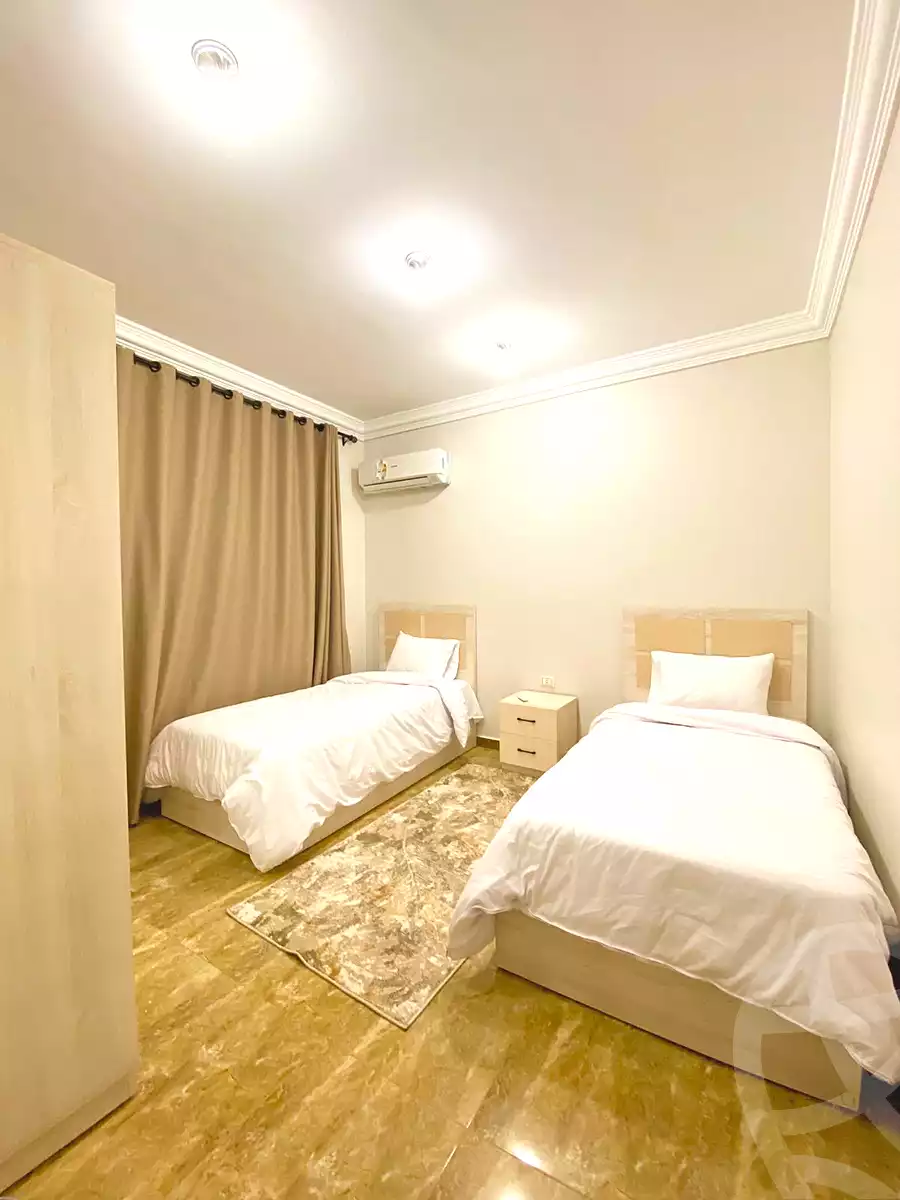 https://aqarmap.com.eg/ar/listing/6663137-for-rent-cairo-new-cairo-compounds-el-mostashareen-compound