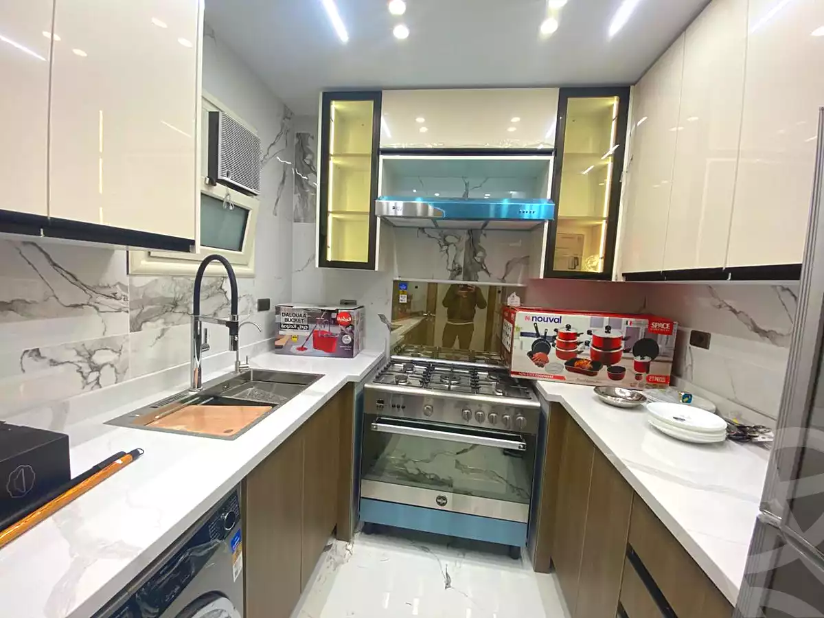 https://aqarmap.com.eg/ar/listing/6663454-for-rent-cairo-dokki-mohey-el-din-abo-el-ezz