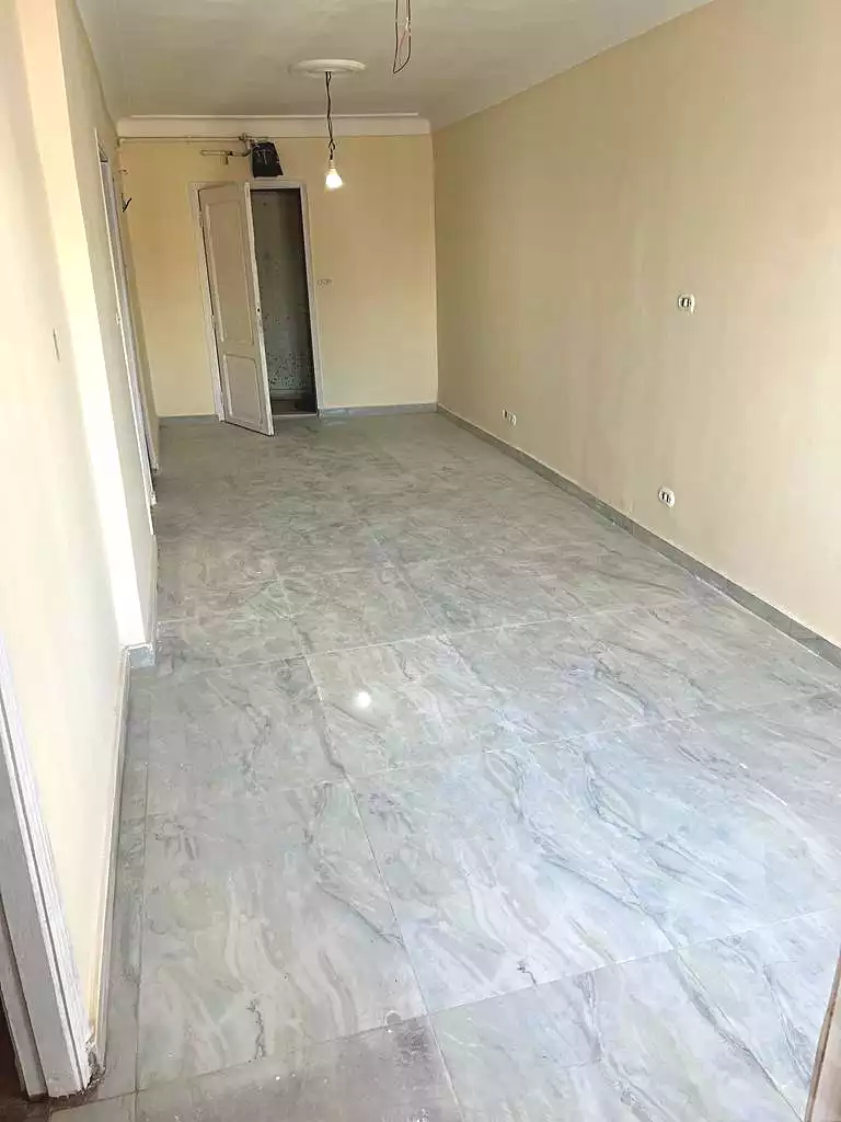 https://aqarmap.com.eg/ar/listing/6663977-for-sale-alexandria-lauran-shr-bw-qyr-tryq-lhry