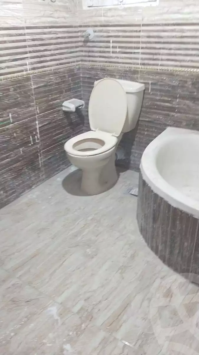 https://aqarmap.com.eg/ar/listing/6663977-for-sale-alexandria-lauran-shr-bw-qyr-tryq-lhry