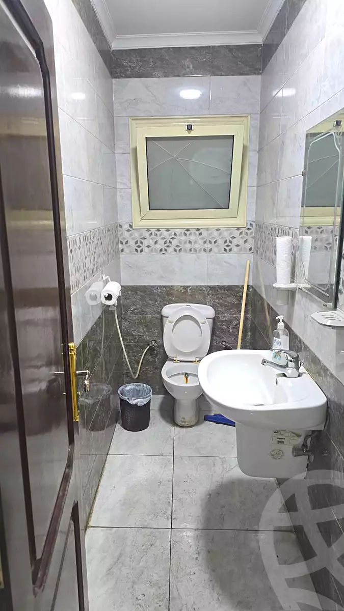 https://aqarmap.com.eg/ar/listing/6664251-for-rent-cairo-dokki-mohey-el-din-abo-el-ezz