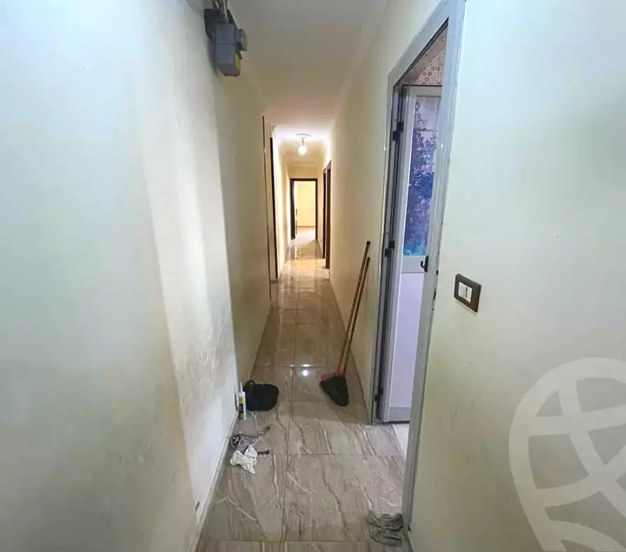 https://aqarmap.com.eg/ar/listing/6664758-for-rent-alexandria-moharram-bey-kanal-al-mahmoudeya-al-bahri-st