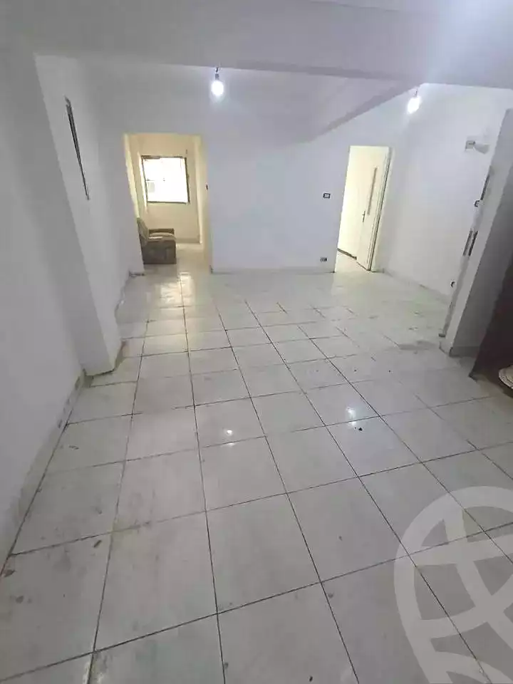 https://aqarmap.com.eg/ar/listing/6664784-for-sale-alexandria-sydy-bshr-sydy-bshr-bhry-shr-khld-bn-lwlyd