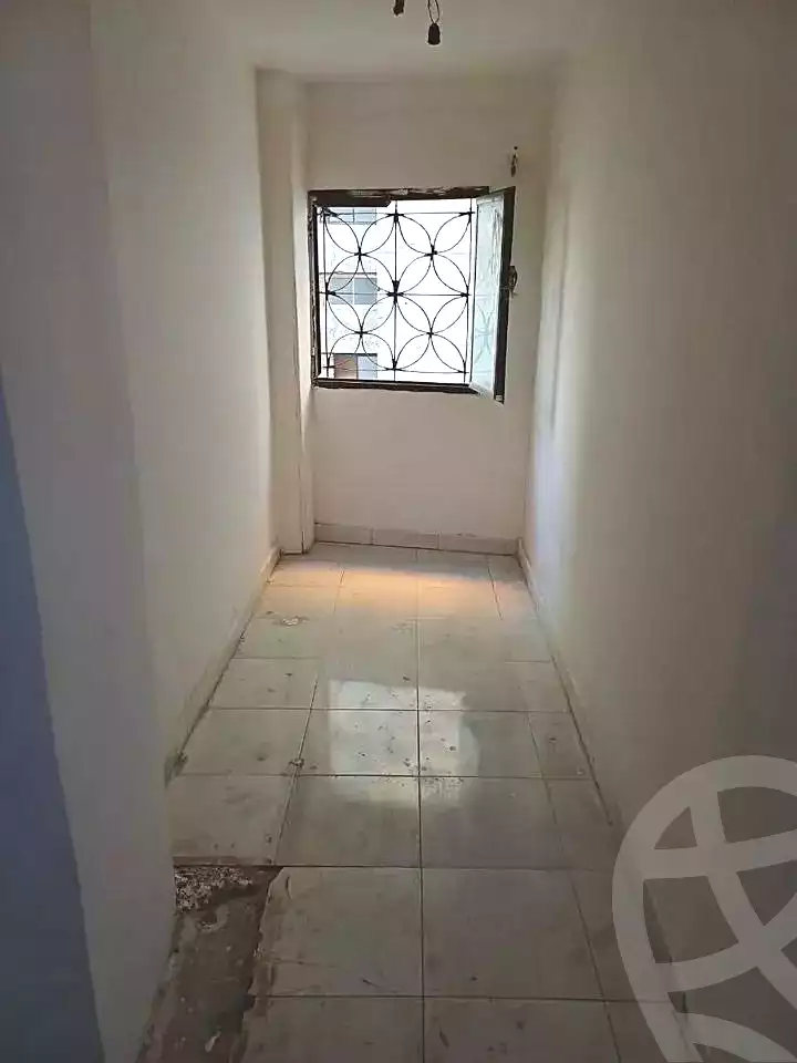 https://aqarmap.com.eg/ar/listing/6664784-for-sale-alexandria-sydy-bshr-sydy-bshr-bhry-shr-khld-bn-lwlyd