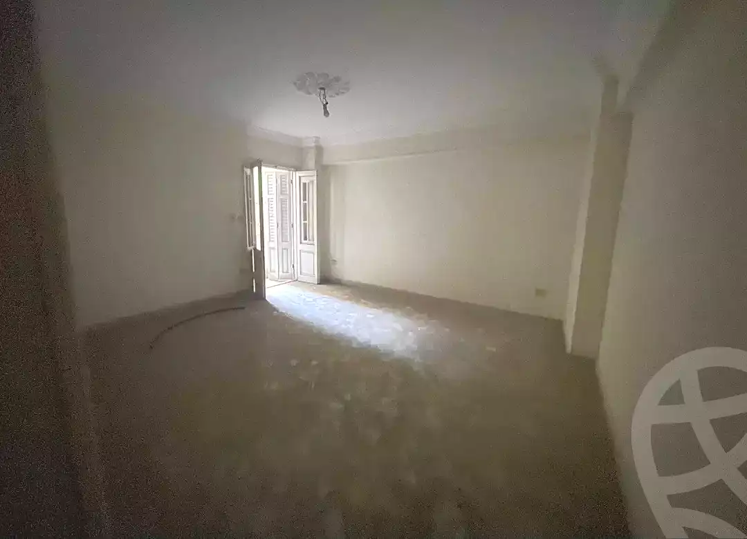 https://aqarmap.com.eg/en/listing/6665030-for-sale-alexandria-camp-cesar-el-gaish-rd
