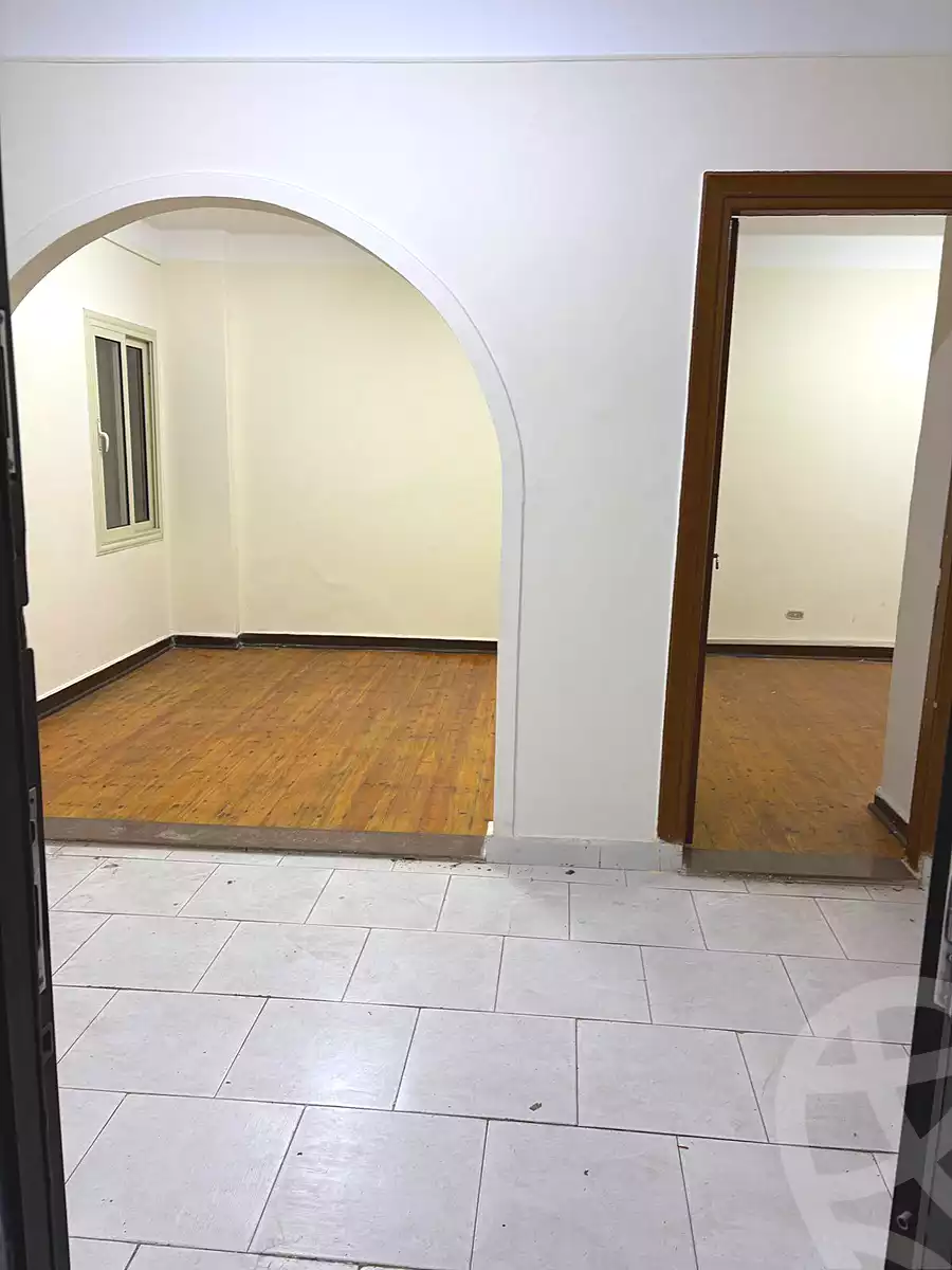 https://aqarmap.com.eg/ar/listing/6665964-for-sale-alexandria-cleopatra-medhat-seif-al-yazal-khalifa-st