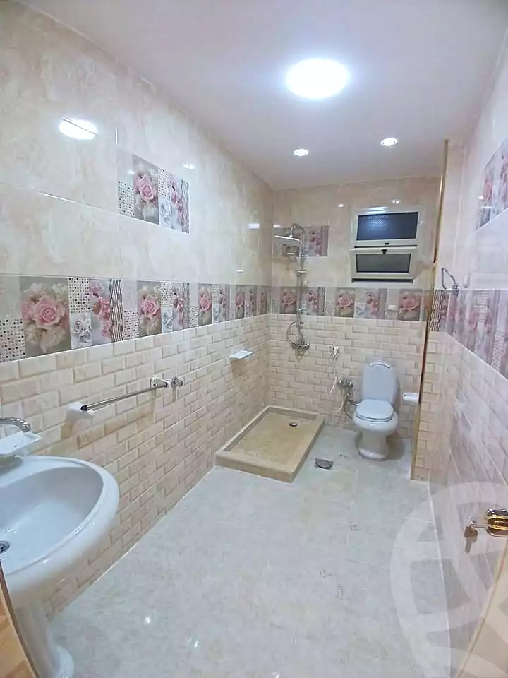 https://aqarmap.com.eg/ar/listing/6666371-for-sale-alexandria-el-asafra-l-sfr-bhry
