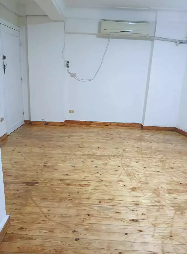 https://aqarmap.com.eg/ar/listing/6666878-for-sale-alexandria-sydy-bshr