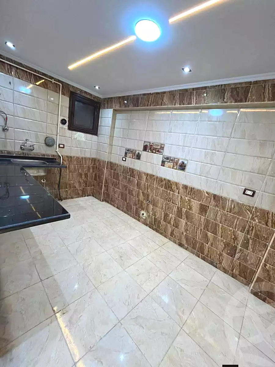 https://aqarmap.com.eg/ar/listing/6666884-for-sale-alexandria-l-jmy-lbytsh-el-reyad-st