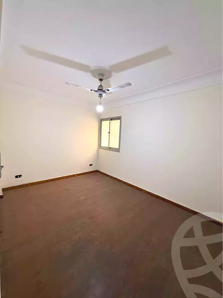 https://aqarmap.com.eg/ar/listing/6668173-for-sale-alexandria-el-asafra-ahmed-tiesser-st