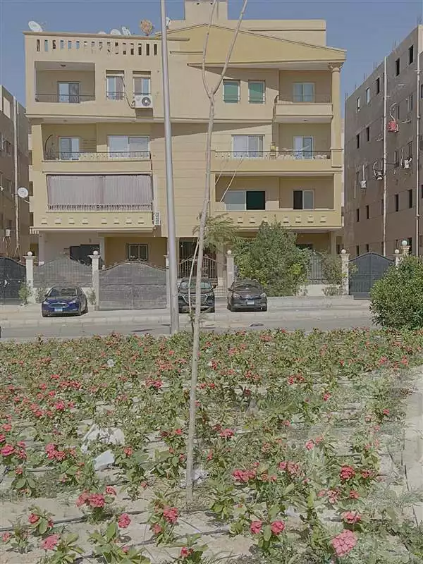 https://aqarmap.com.eg/ar/listing/6668119-for-sale-cairo-el-shorouk-lmntq-lsds-neighbourhood-1