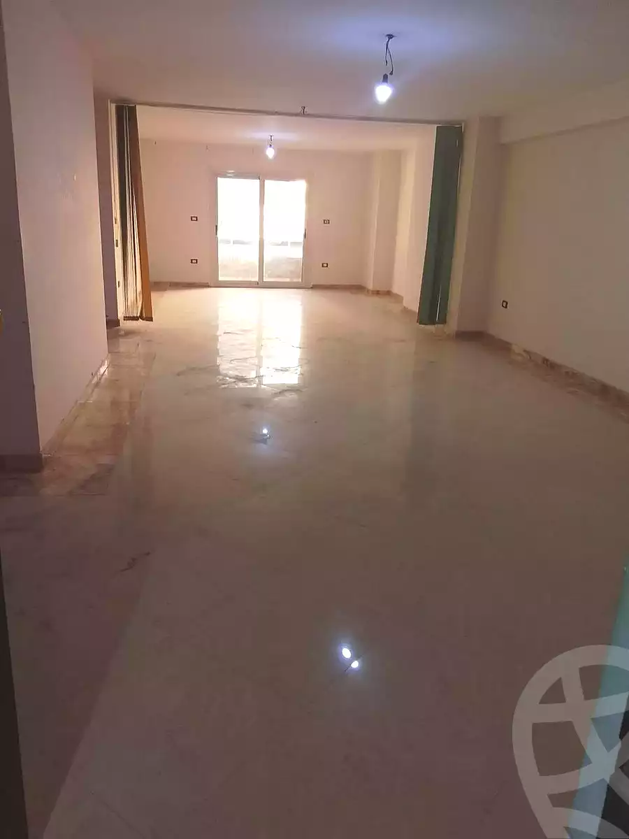 https://aqarmap.com.eg/en/listing/6669111-for-sale-alexandria-glim-mostafa-maher-st