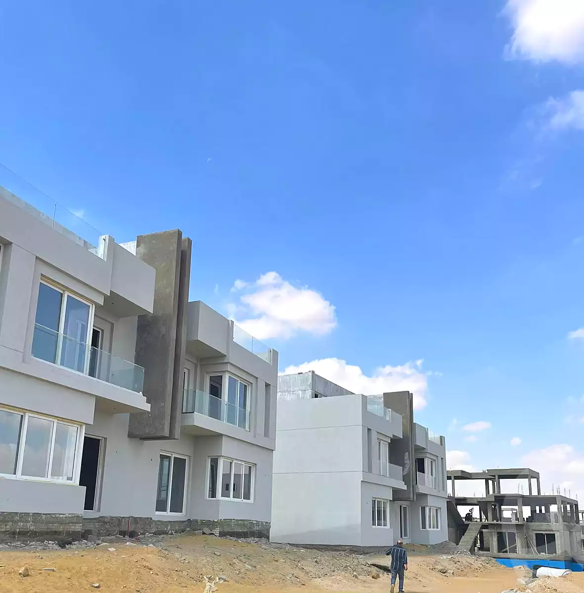 https://aqarmap.com.eg/ar/listing/6669555-for-sale-cairo-el-sheikh-zayed-city-lshykh-zyd-ljdyd-v-levels-compound-dunes