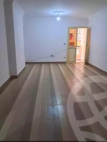 https://aqarmap.com.eg/ar/listing/6669925-for-rent-alexandria-ganaklis