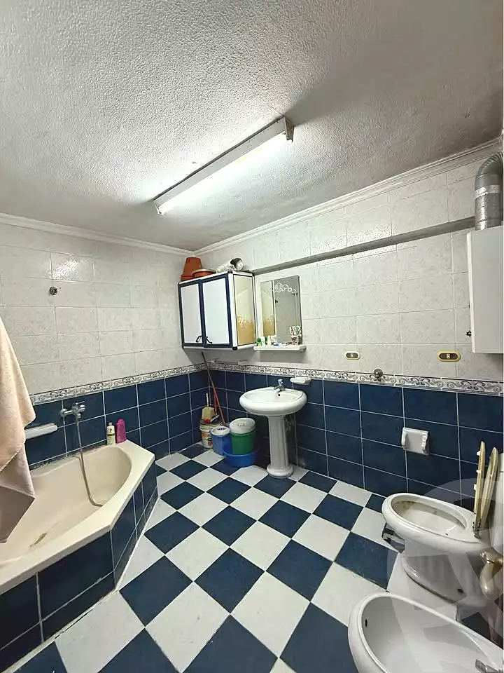 https://aqarmap.com.eg/ar/listing/6669930-for-sale-alexandria-sydy-bshr-sydy-bshr-bhry-shr-mhmd-njyb
