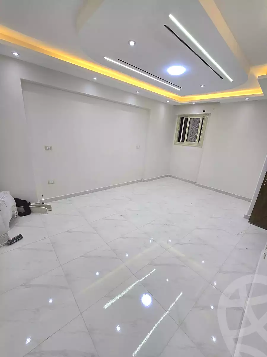 https://aqarmap.com.eg/ar/listing/6669933-for-sale-alexandria-sydy-bshr-sydy-bshr-bhry-shr-mhmwd-l-yswy